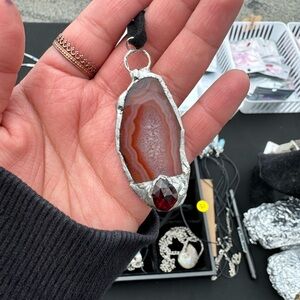 ❤️Red Garnet and Agate Pendant❤️